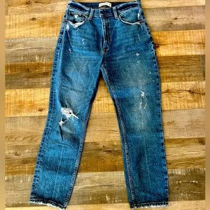 Abercrombie and fitch high rise mom jeans